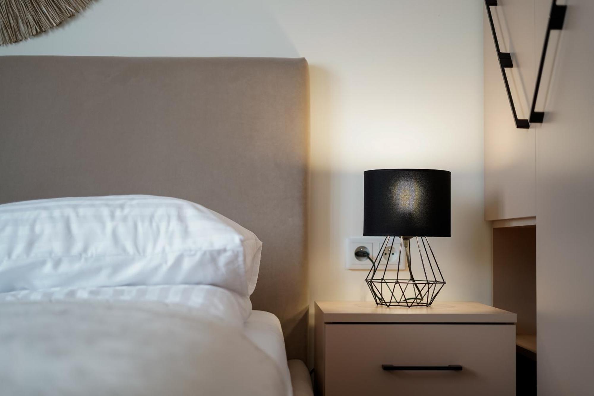 Saska Park Apartments Краков Экстерьер фото
