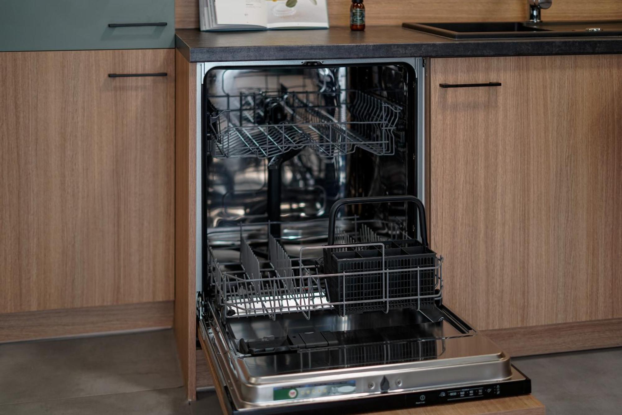 Saska Park Apartments Краков Экстерьер фото