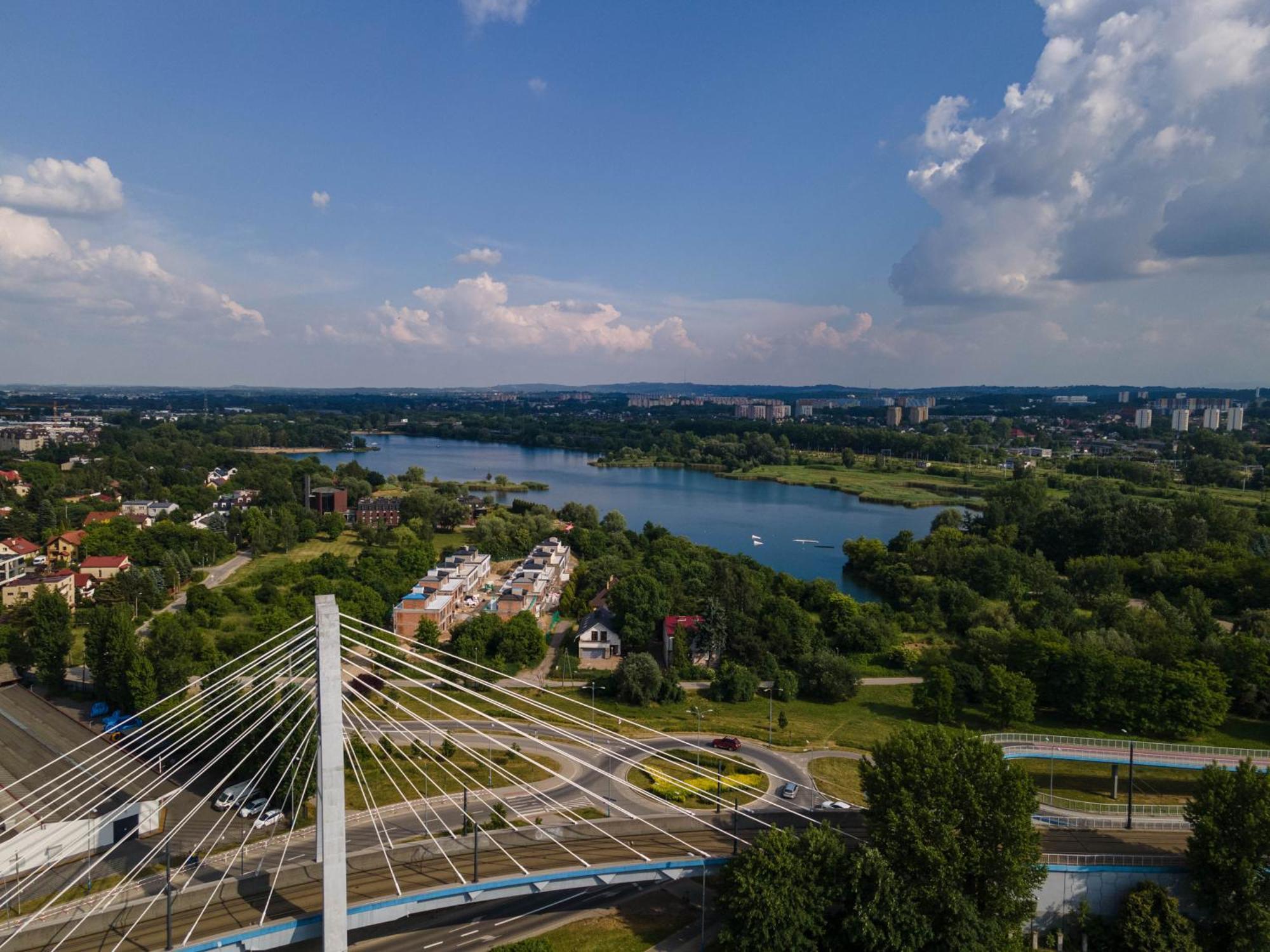 Saska Park Apartments Краков Экстерьер фото