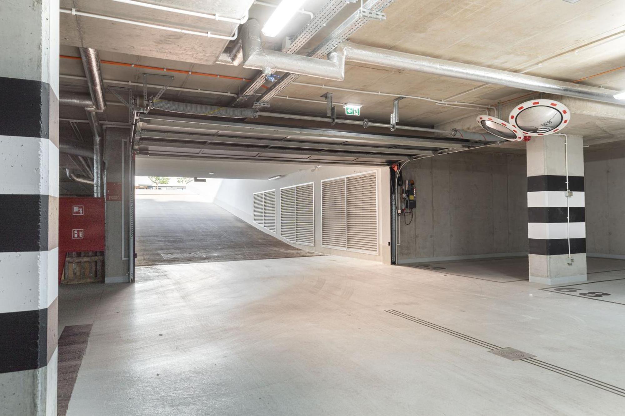 Saska Park Apartments Краков Экстерьер фото